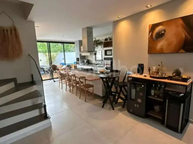 Casa / Sobrado para Venda em Florianópolis/SC Rio Tavares 3 Quartos
