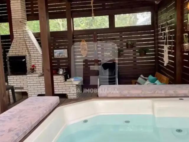 Casa / Sobrado para Venda em Florianópolis/SC Rio Tavares 3 Quartos