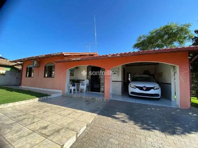 Casa / Sobrado para Venda em Florianópolis/SC Rio Tavares 3 Quartos
