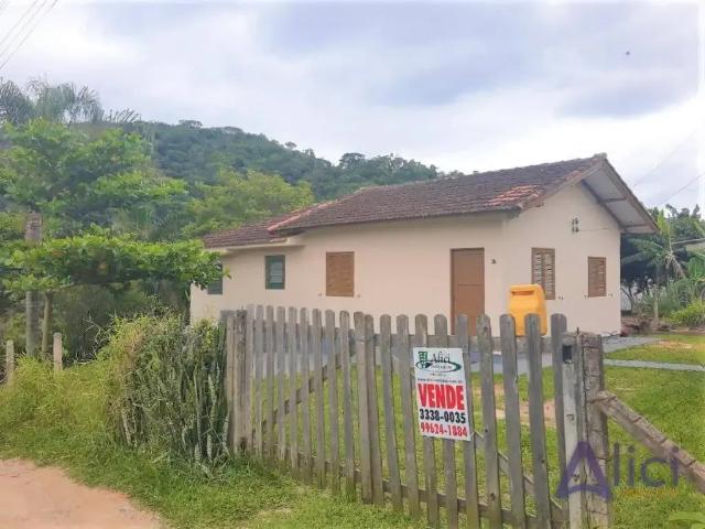 Casa / Sobrado para Venda em Florianópolis/SC Rio Tavares 3 Quartos
