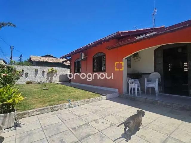 Casa / Sobrado para Venda em Florianópolis/SC Rio Tavares 3 Quartos