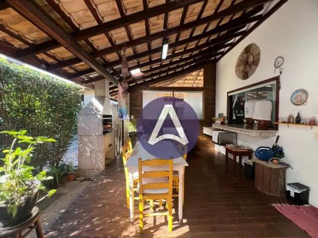 Casa / Sobrado para Venda em Florianópolis/SC Rio Tavares 2 Quartos