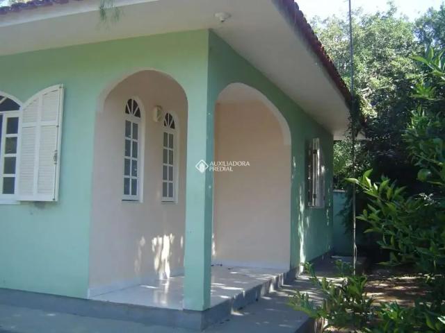 Casa / Sobrado para Venda em Florianópolis/SC Rio Tavares 4 Quartos