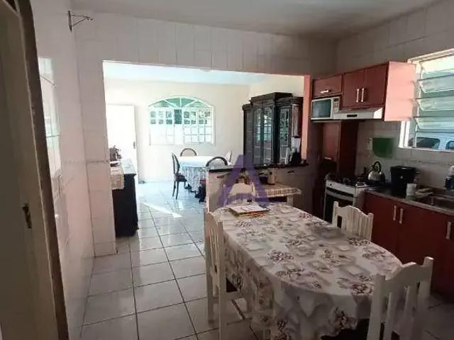 Casa / Sobrado para Venda em Florianópolis/SC Rio Tavares 4 Quartos