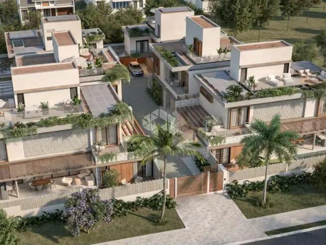 Casa / Sobrado para Venda em Florianópolis/SC Rio Tavares 4 Quartos