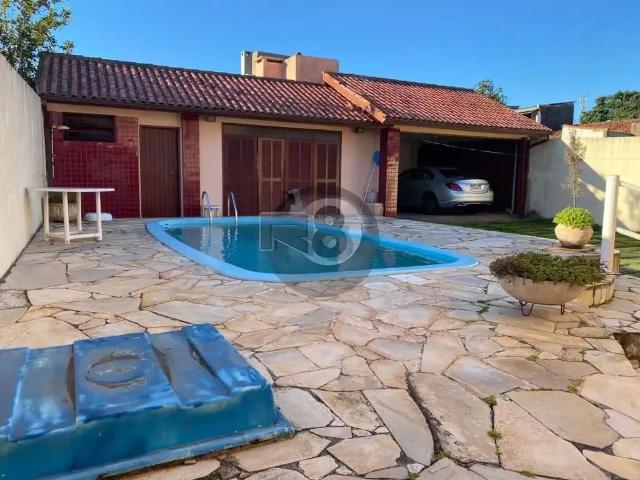 Casa / Sobrado para Venda em Florianópolis/SC Tapera da Base 3 Quartos