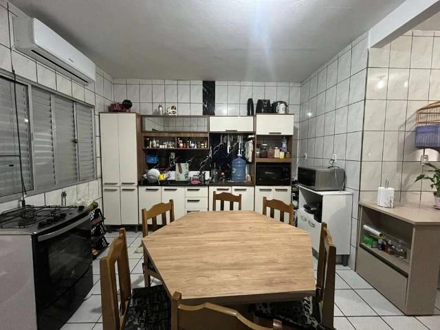 Casa / Sobrado para Venda em Florianópolis/SC Tapera 4 Quartos