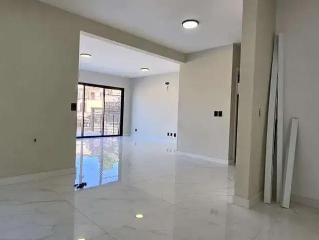 Casa / Sobrado para Venda em Florianópolis/SC Trindade 3 Quartos