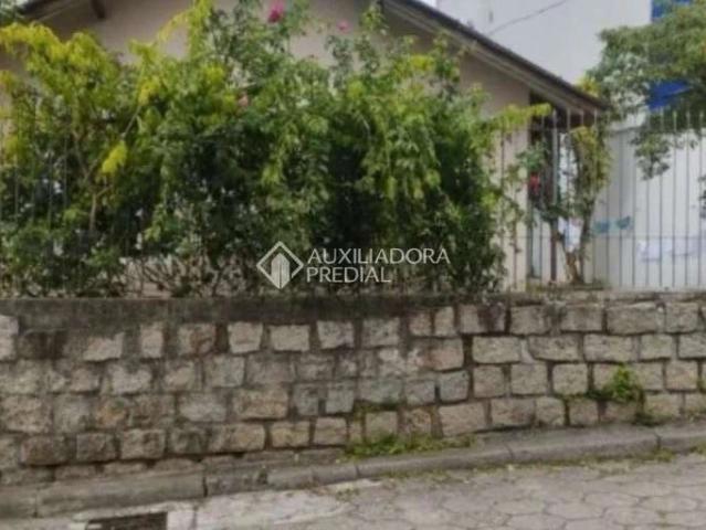 Casa / Sobrado para Venda em Florianópolis/SC Trindade 3 Quartos