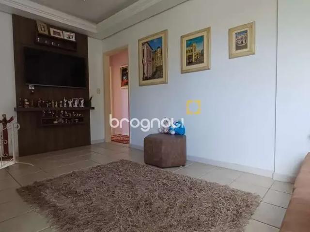 Casa / Sobrado para Venda em Florianópolis/SC Trindade 4 Quartos