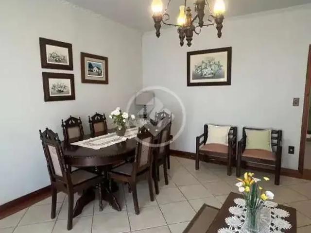 Casa / Sobrado para Venda em Florianópolis/SC Trindade 3 Quartos
