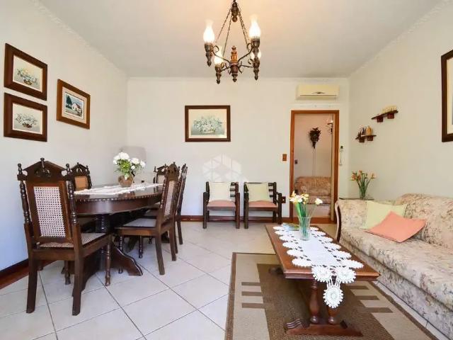 Casa / Sobrado para Venda em Florianópolis/SC Trindade 3 Quartos