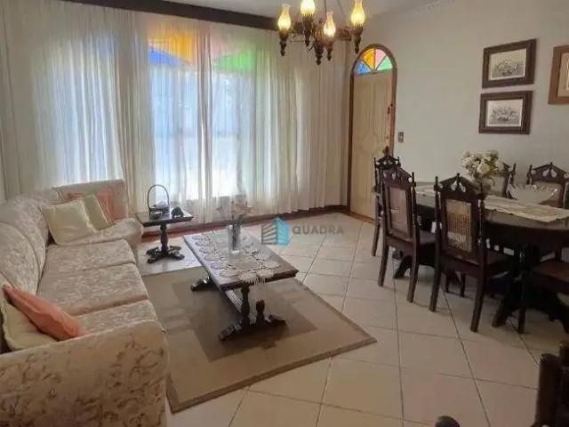 Casa / Sobrado para Venda em Florianópolis/SC Trindade 3 Quartos