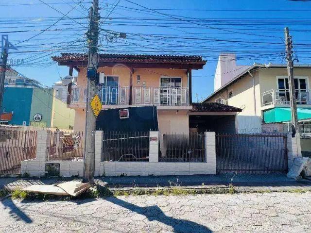 Casa / Sobrado para Venda em Florianópolis/SC Trindade 9 Quartos