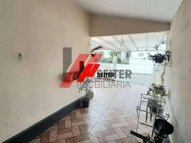 Casa / Sobrado para Venda em Florianópolis/SC Trindade 3 Quartos