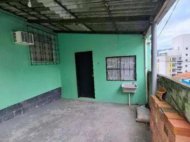 Casa / Sobrado para Venda em Florianópolis/SC Trindade 2 Quartos