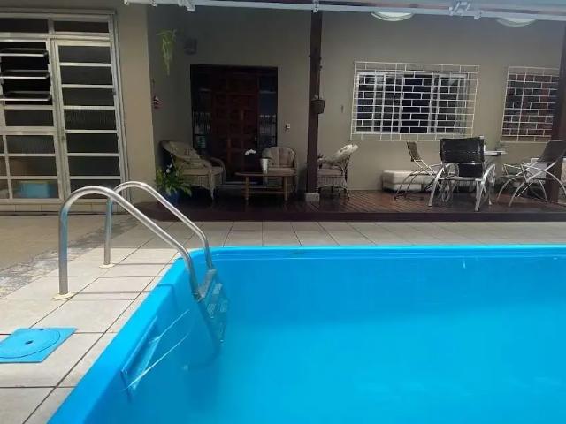 Casa / Sobrado para Venda em Florianópolis/SC Trindade 2 Quartos