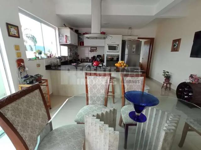 Casa / Sobrado para Venda em Florianópolis/SC Trindade 4 Quartos