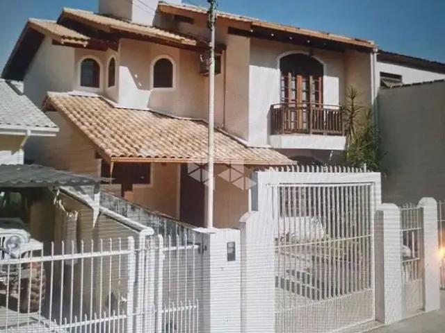 Casa / Sobrado para Venda em Florianópolis/SC Trindade 4 Quartos