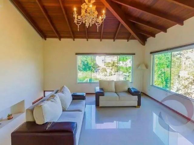 Casa / Sobrado para Venda em Florianópolis/SC Trindade 4 Quartos