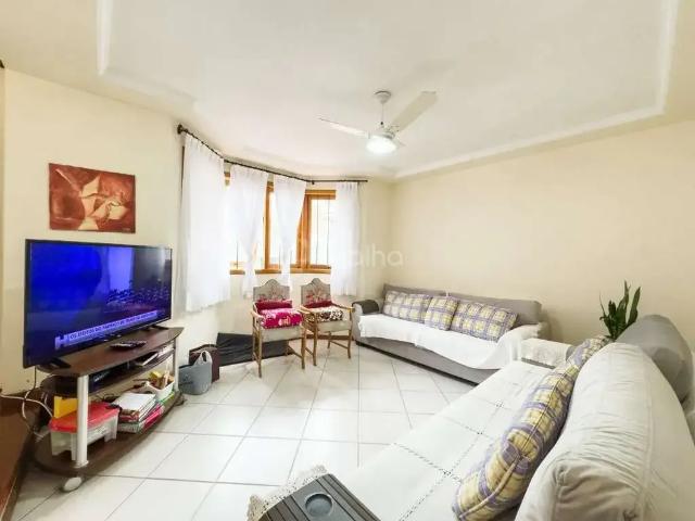 Casa / Sobrado para Venda em Florianópolis/SC Trindade 4 Quartos