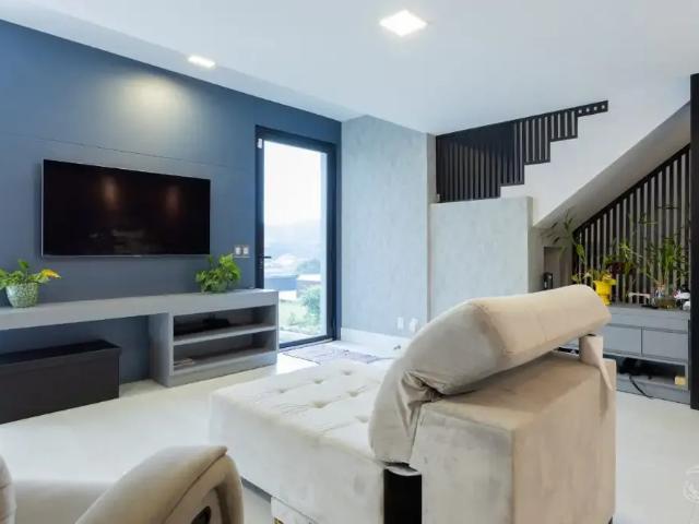 Casa / Sobrado para Venda em Florianópolis/SC Trindade 4 Quartos