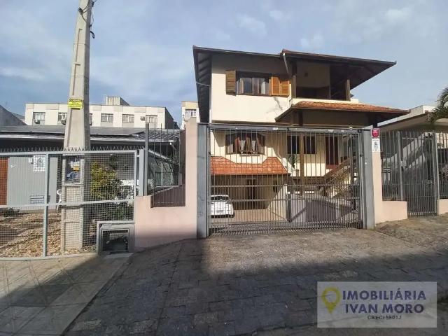 Casa / Sobrado para Venda em Florianópolis/SC Trindade 4 Quartos