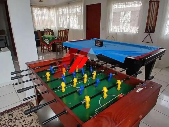 Casa / Sobrado para Venda em Florianópolis/SC Trindade 4 Quartos