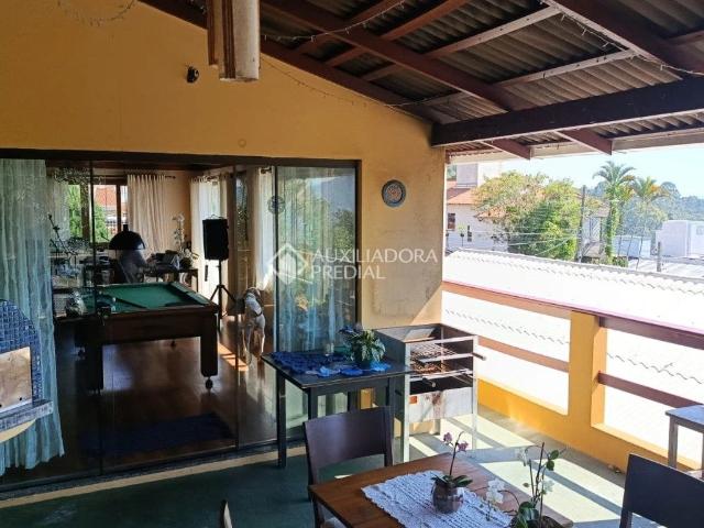 Casa / Sobrado para Venda em Florianópolis/SC Trindade 4 Quartos