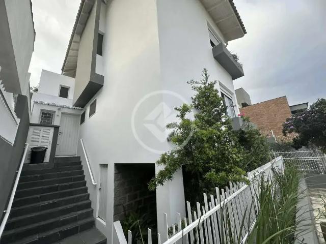 Casa / Sobrado para Venda em Florianópolis/SC Trindade 4 Quartos