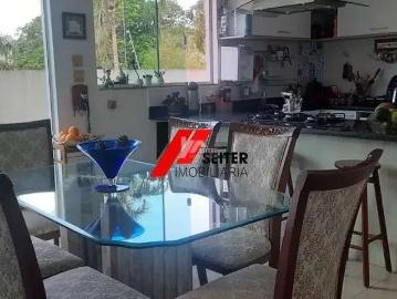 Praça Alice Roberto Piemontez - Garagem