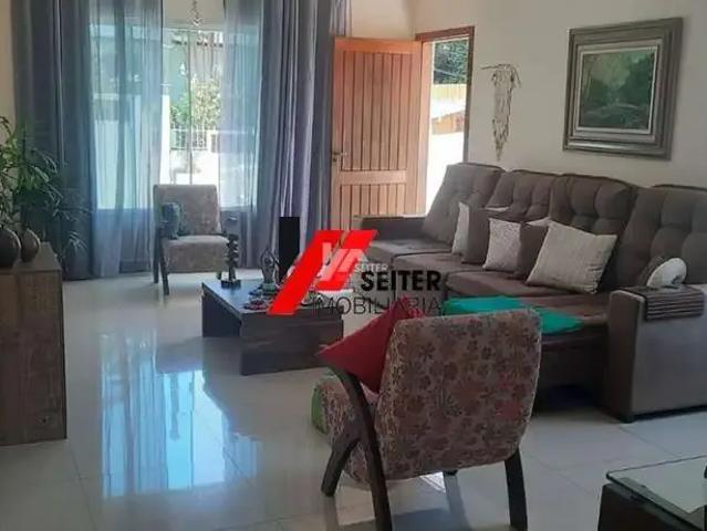 Casa / Sobrado para Venda em Florianópolis/SC Trindade 4 Quartos