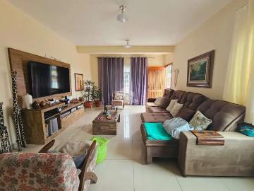Casa / Sobrado para Venda em Florianópolis/SC Trindade 4 Quartos
