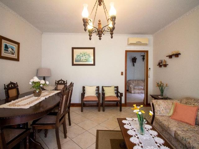 Casa / Sobrado para Venda em Florianópolis/SC Trindade 4 Quartos