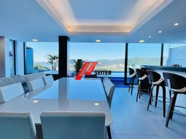 Casa / Sobrado para Venda em Florianópolis/SC Trindade 4 Quartos