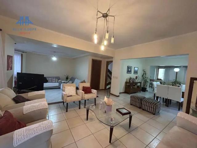 Casa / Sobrado para Venda em Florianópolis/SC Trindade 4 Quartos