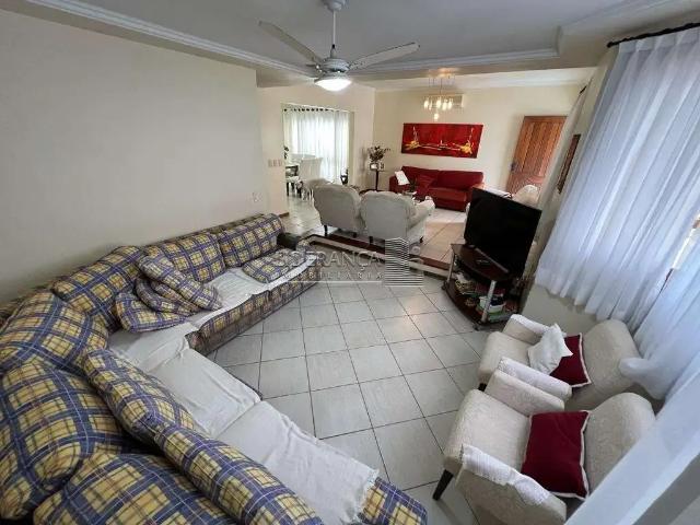 Casa / Sobrado para Venda em Florianópolis/SC Trindade 4 Quartos