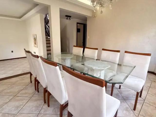 Casa / Sobrado para Venda em Florianópolis/SC Trindade 4 Quartos