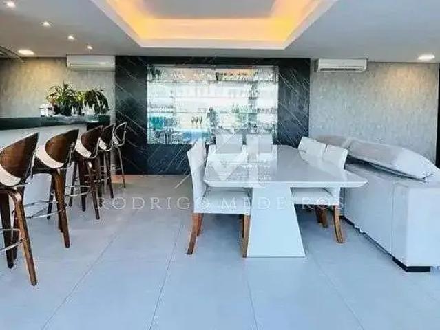 Casa / Sobrado para Venda em Florianópolis/SC Trindade 4 Quartos