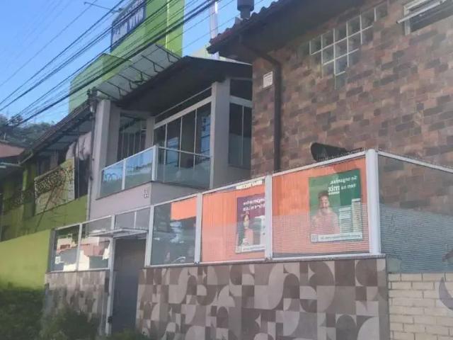 Casa / Sobrado para Venda em Florianópolis/SC Trindade 5 Quartos