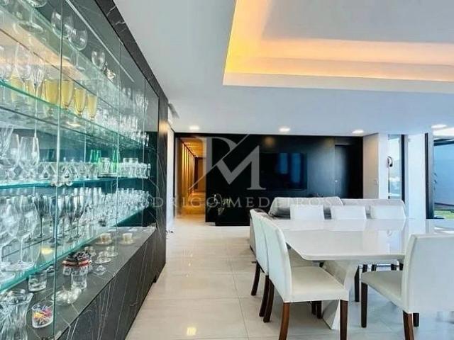 Casa / Sobrado para Venda em Florianópolis/SC Trindade 5 Quartos