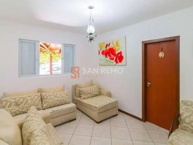 Casa / Sobrado para Venda em Florianópolis/SC Trindade 5 Quartos