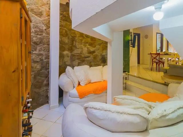 Casa / Sobrado para Venda em Florianópolis/SC Trindade 5 Quartos