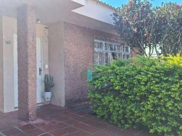 Casa / Sobrado para Venda em Florianópolis/SC Trindade 5 Quartos