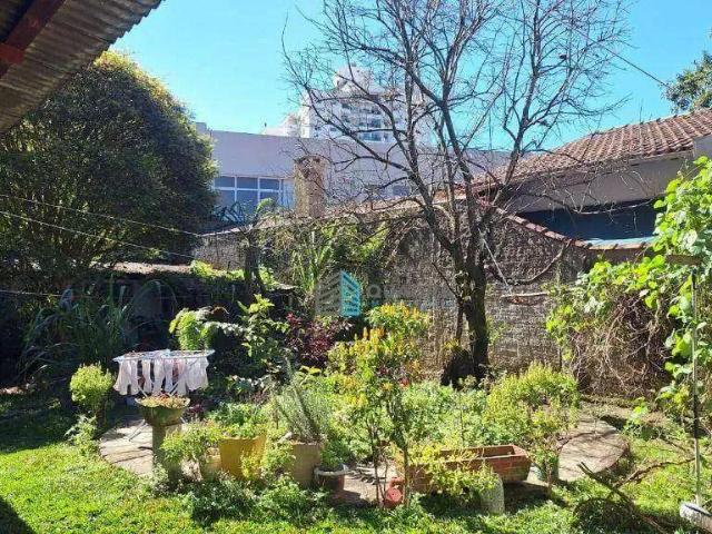 Casa / Sobrado para Venda em Florianópolis/SC Trindade 5 Quartos