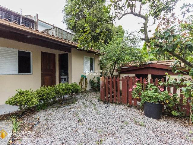 Casa / Sobrado para Venda em Florianópolis/SC Trindade 5 Quartos