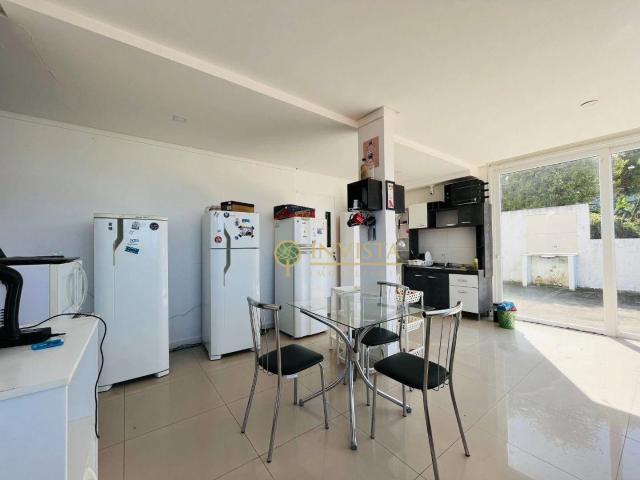 Casa / Sobrado para Venda em Florianópolis/SC Trindade 5 Quartos