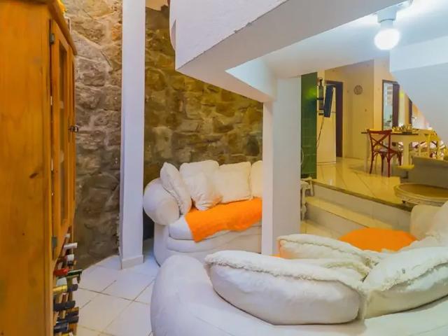 Casa / Sobrado para Venda em Florianópolis/SC Trindade 5 Quartos
