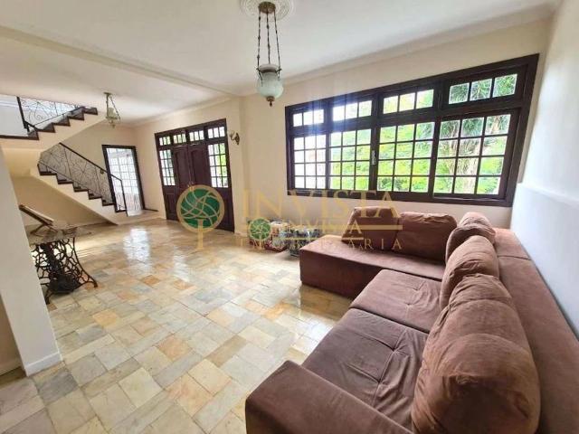 Casa / Sobrado para Venda em Florianópolis/SC Trindade 6 Quartos
