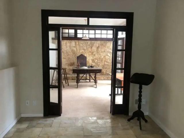 Casa / Sobrado para Venda em Florianópolis/SC Trindade 6 Quartos